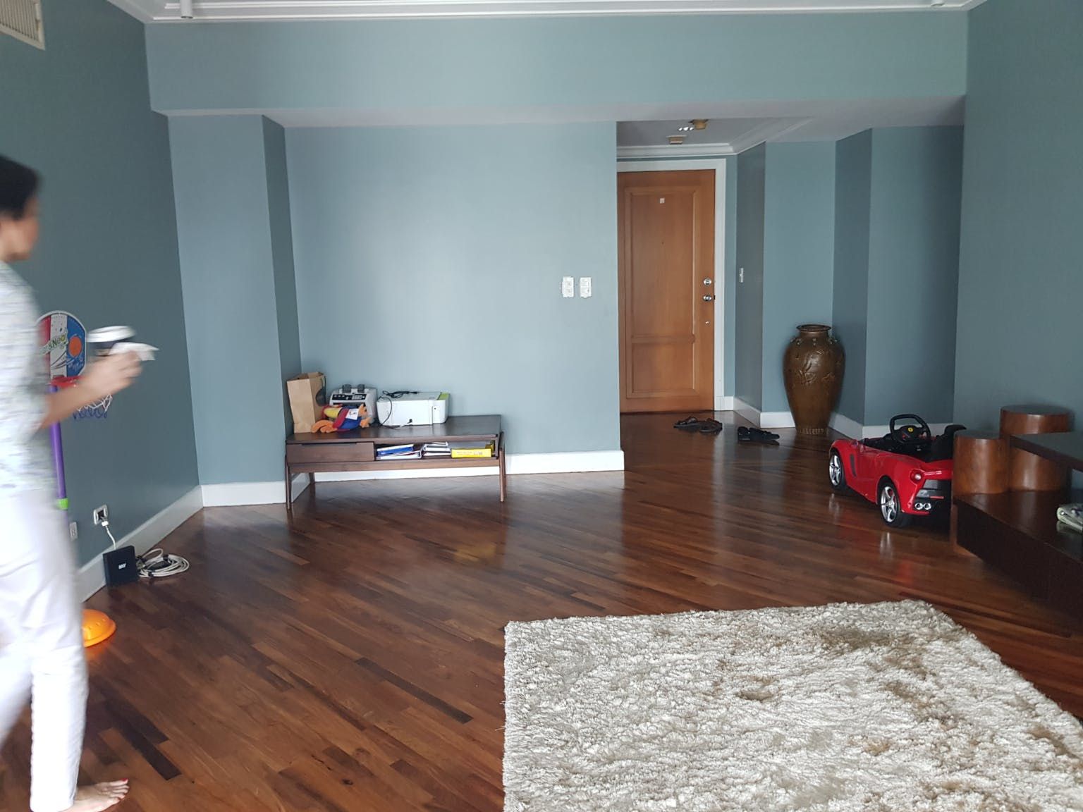 "3BR Condo for Rent in Amorsolo East, Rockwell Center, Makati"08