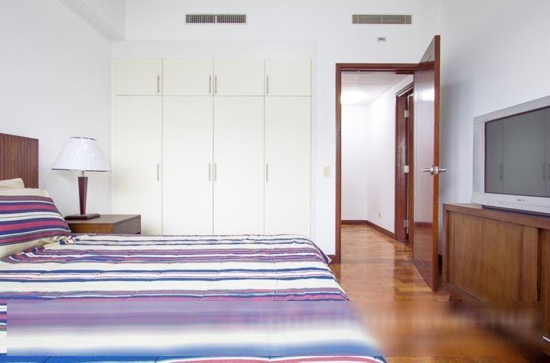 "1BR Condo for Rent in Park Terraces, San Lorenzo, Makati"03