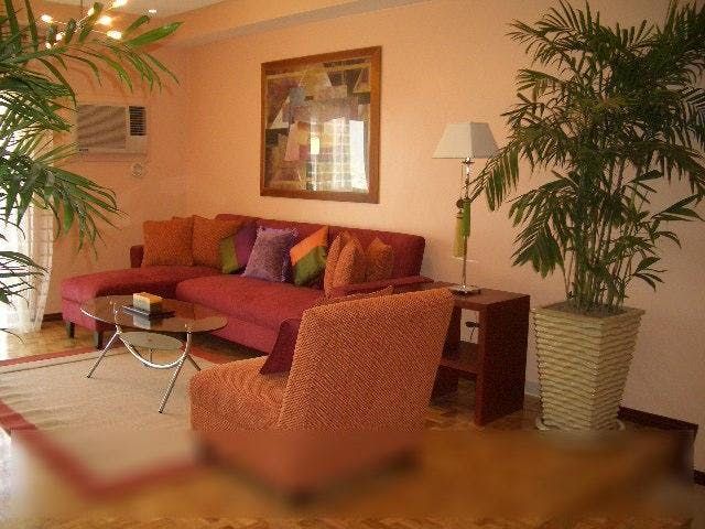 "3BR Condo for Rent in Elizabeth Place, Salcedo Village, Makati"06