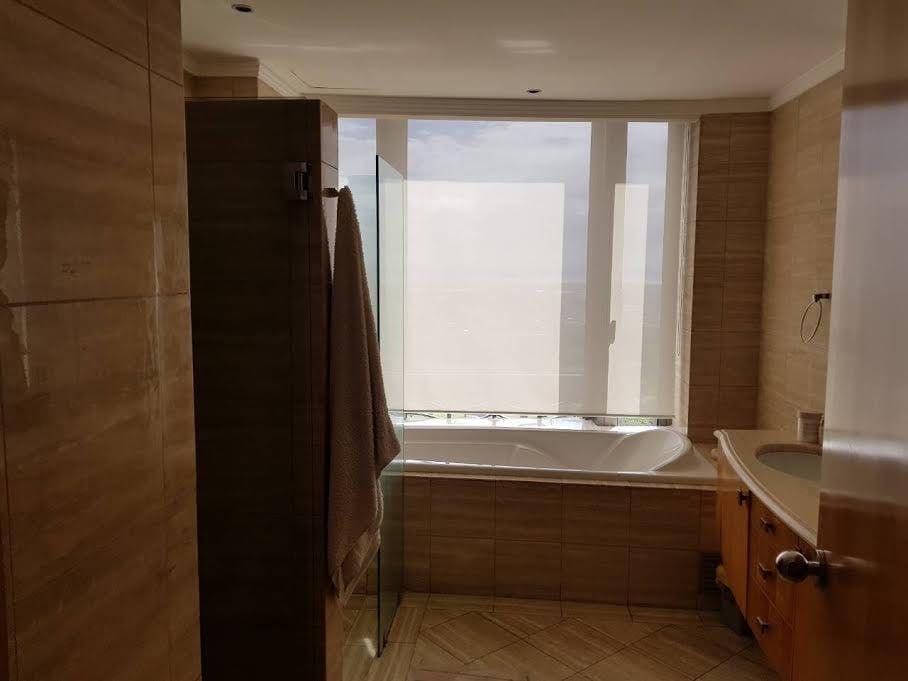 "3BR Condo for Rent in Essensa, BGC - Bonifacio Global City, Taguig"10