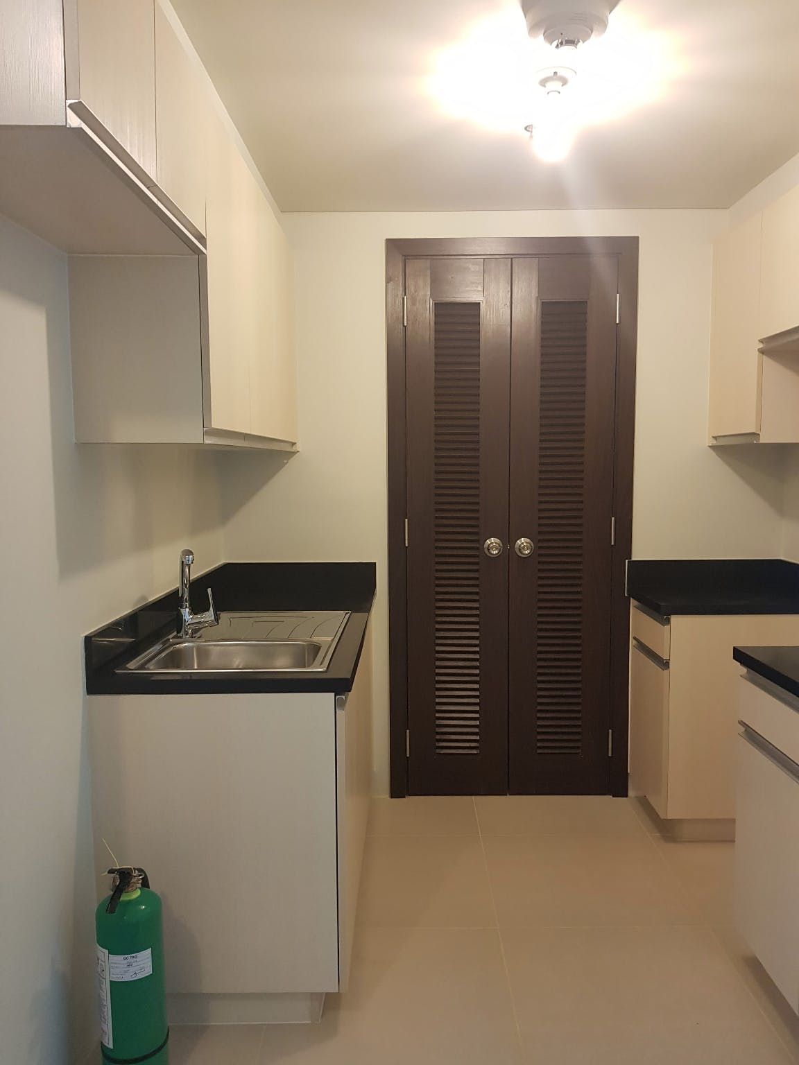 "1BR Condo for Rent in Kroma Tower, Legazpi Village, Makati"08