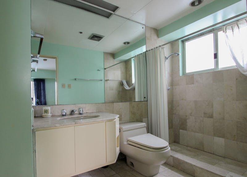 "2BR Condo for Rent in Cosmopolitan Tower, Salcedo Village, Makati"07