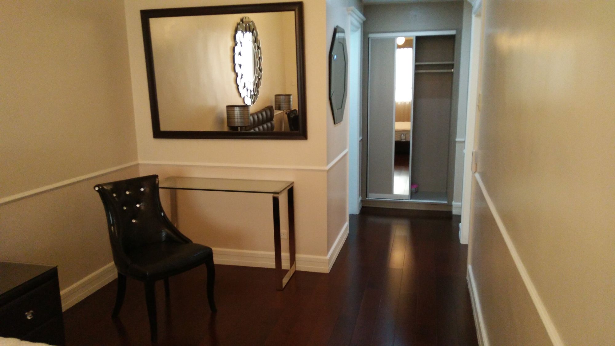 "3BR Condo for Rent in Admiral Baysuites, Malate, Manila"05