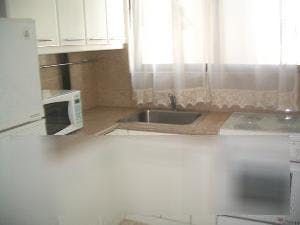 "2BR Condo for Rent in LPL Tower, Legazpi Village, Makati"05