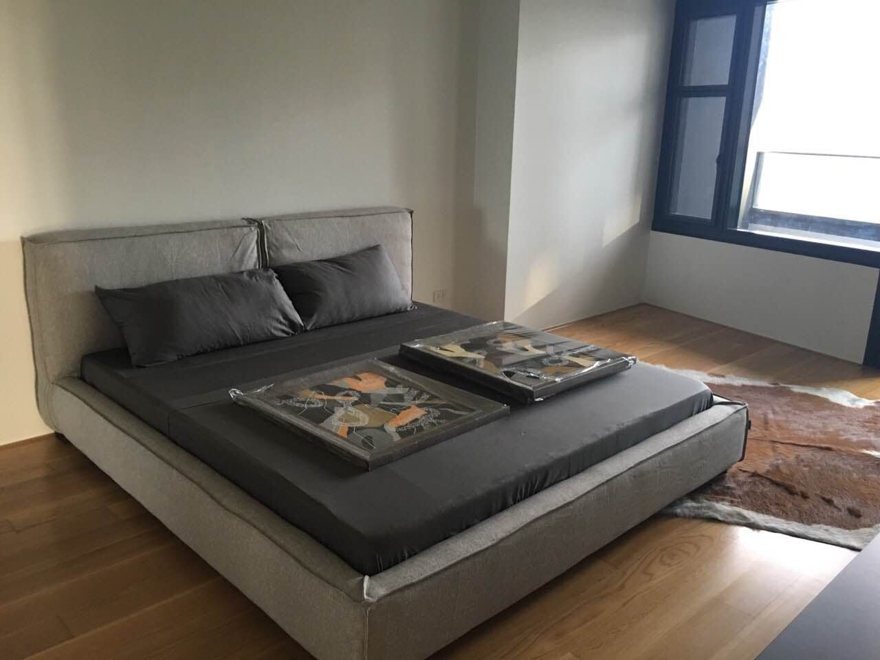 "2BR Condo for Rent in Arya Residences, BGC - Bonifacio Global City, Ta"04