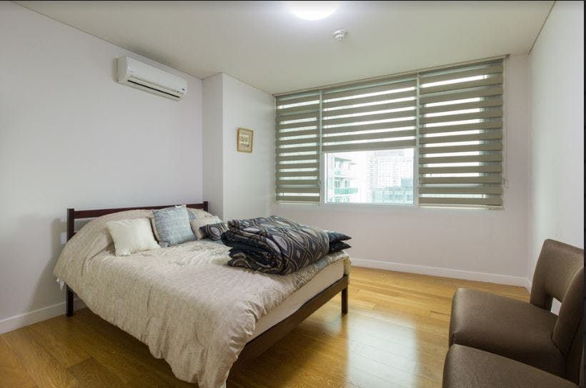 "3BR Condo for Rent in Park Terraces, San Lorenzo, Makati"04