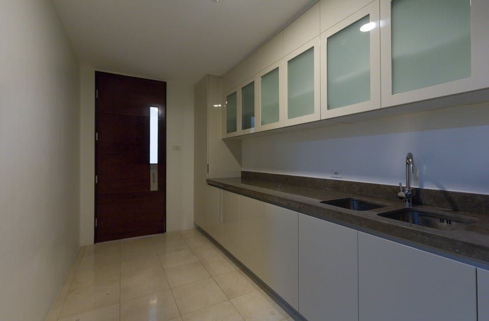 "2BR Condo for Rent in Grand Hyatt Manila Residences, BGC - Bonifacio G"08