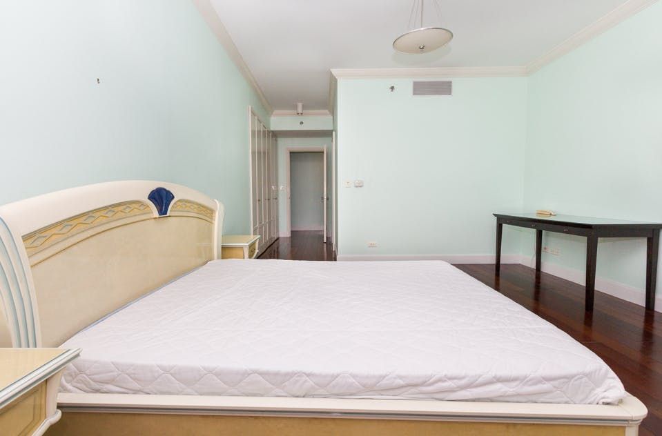 "3BR Condo for Rent in Park Terraces, San Lorenzo, Makati"03
