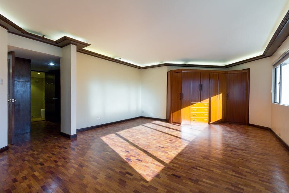 "3BR Condo for Rent in The Ritz Towers, Urdaneta, Makati"08