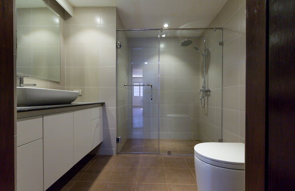 "3BR Condo for Rent in The Ritz Towers, Urdaneta, Makati"10
