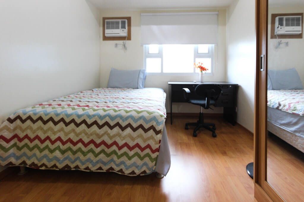 "2BR Condo for Rent in The Trion Towers, BGC - Bonifacio Global City, T"10