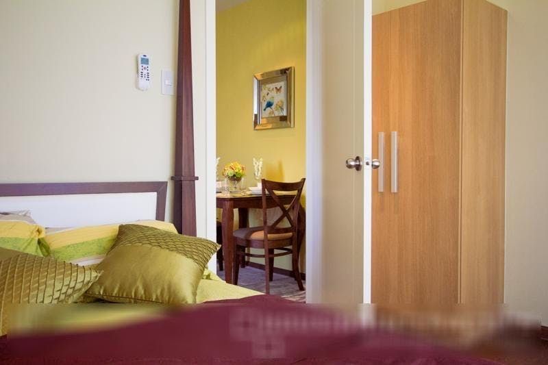 "1BR Condo for Rent in The Knightsbridge Residences, Poblacion, Makati"10