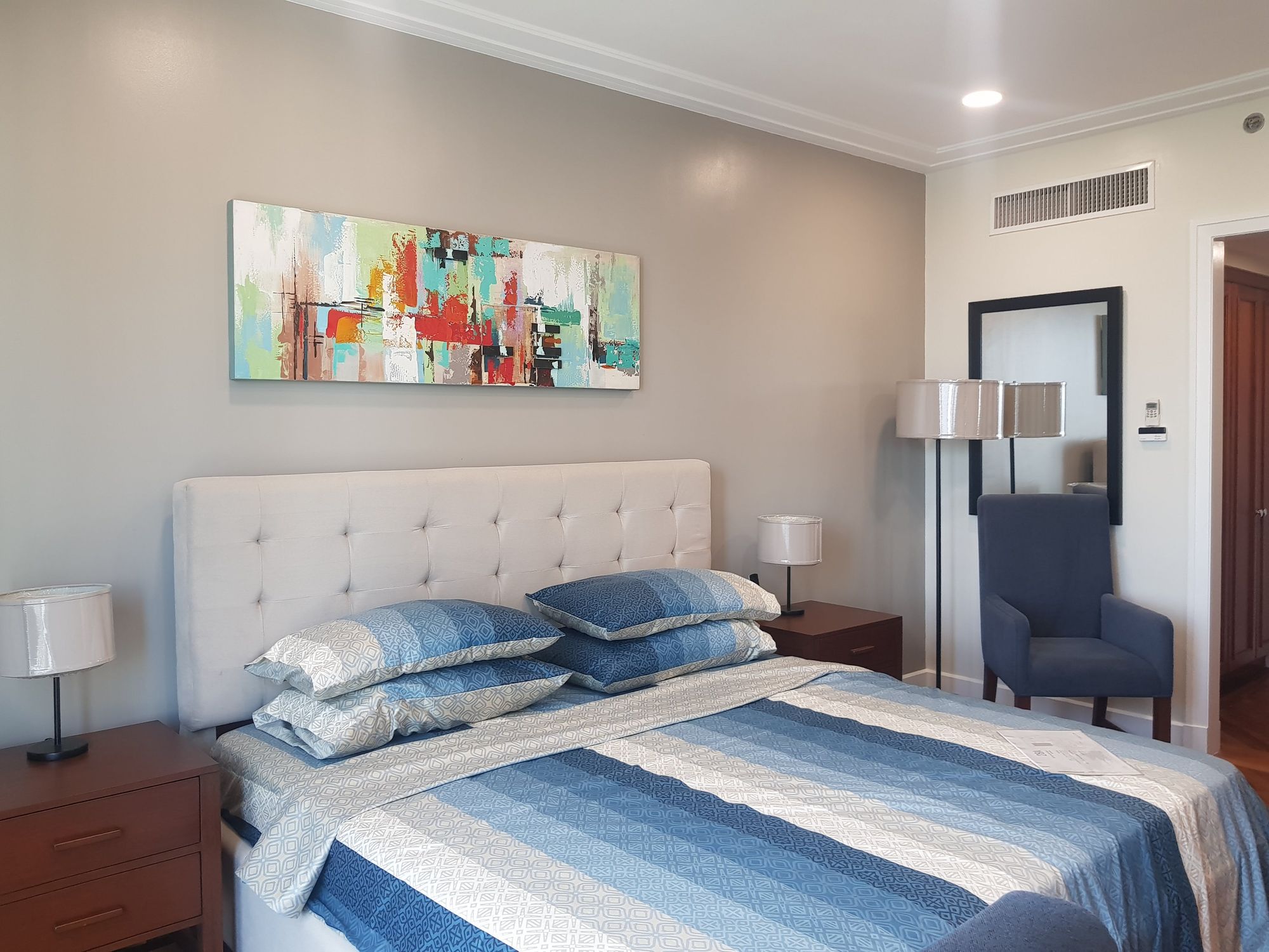 "3BR Condo for Rent in Amorsolo East, Rockwell Center, Makati"07