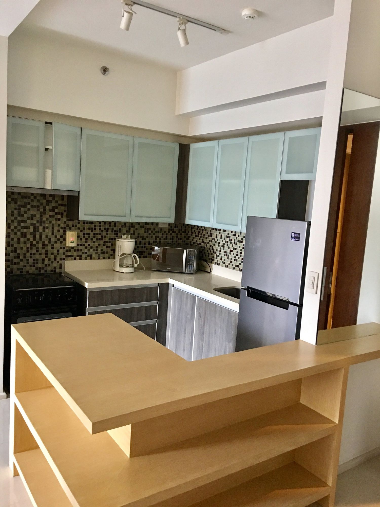 "1BR Condo for Rent in Arya Residences, BGC - Bonifacio Global City, Ta"03