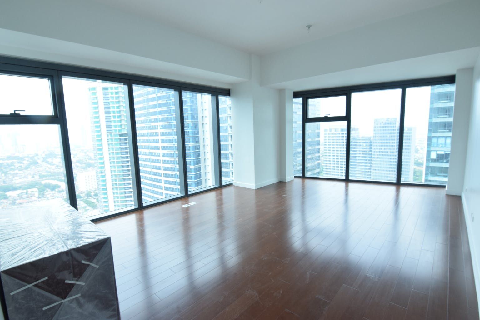 "4BR Condo for Rent in Grand Hyatt Manila Residences, BGC - Bonifacio G"08