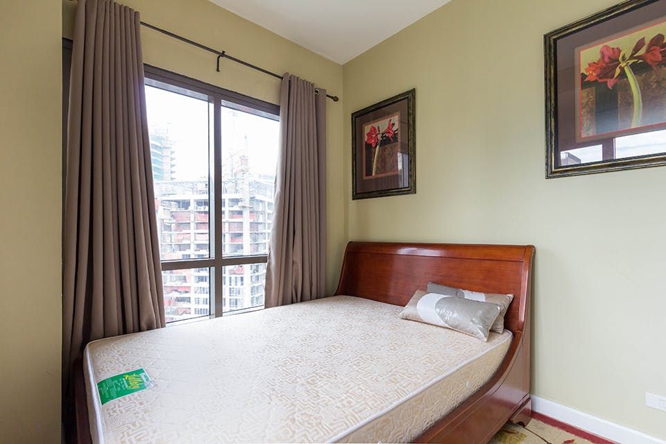 "2BR Condo for Rent in Joya Lofts and Towers, Rockwell Center, Makati"03