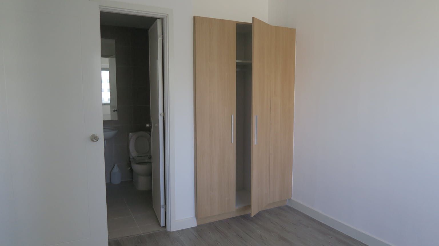 "1BR Condo for Rent in The Residences at Commonwealth, Batasan Hills, Q"04