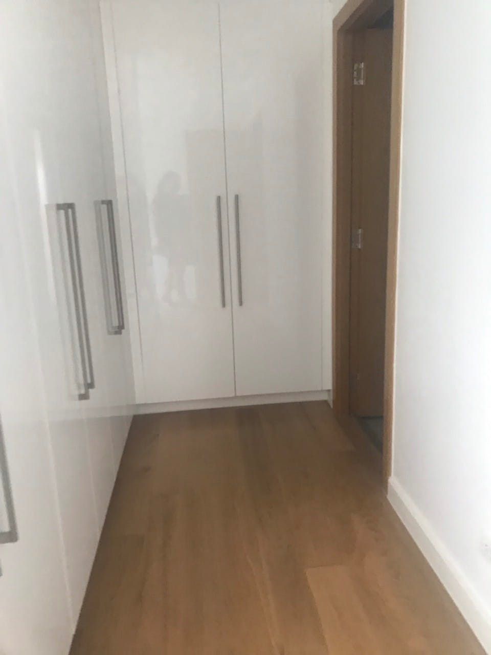 "3BR Condo for Rent in Park Terraces, San Lorenzo, Makati"08
