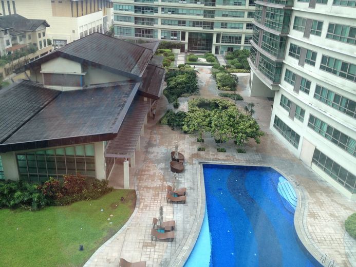 "1BR Condo for Rent in The Residences at Greenbelt, Legazpi Village, Ma"01