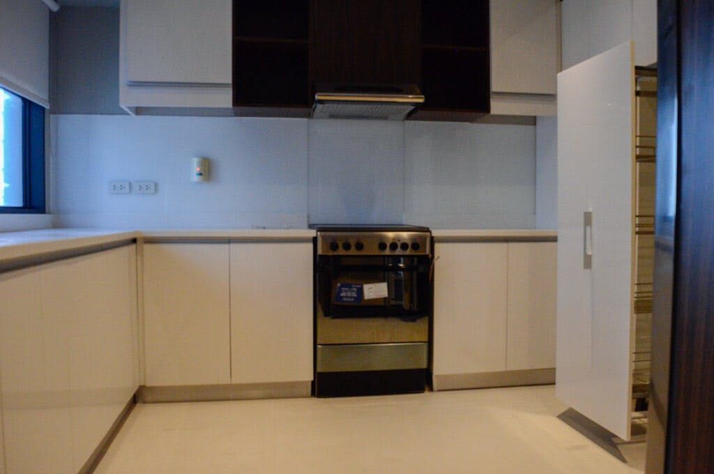 "2BR Condo for Rent in Arya Residences, BGC - Bonifacio Global City, Ta"08