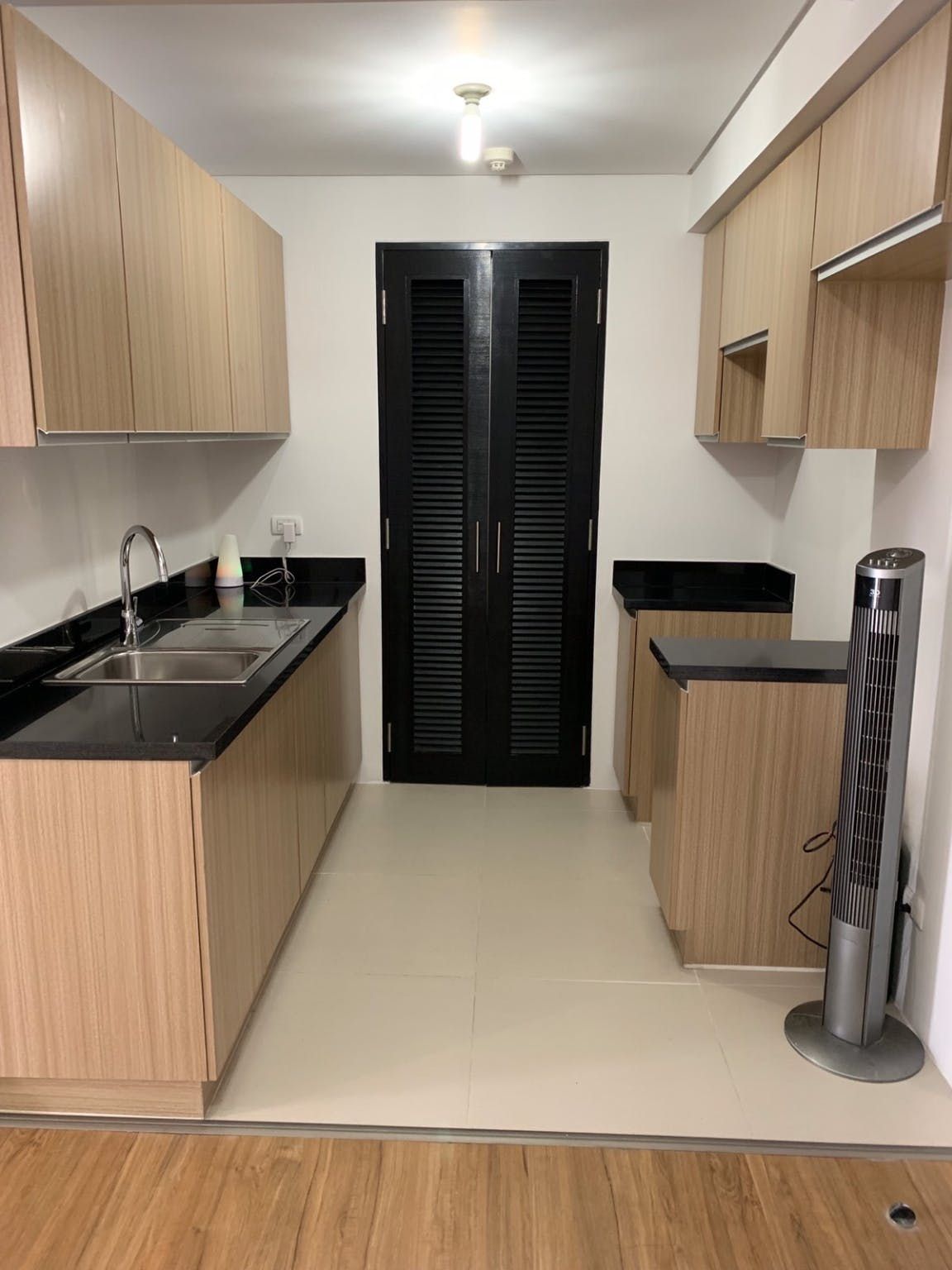 "1BR Condo for Rent in One Maridien Tower, BGC - Bonifacio Global City,"08