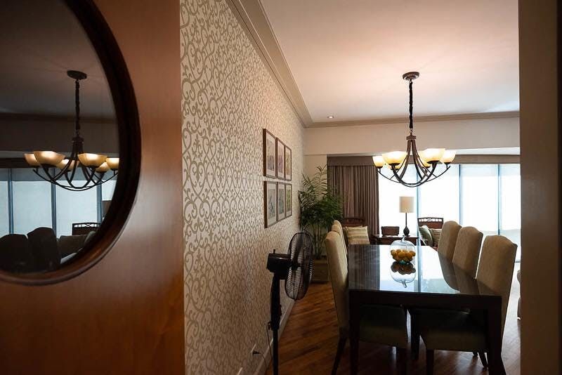 "2BR Condo for Rent in Hidalgo Place, Rockwell Center, Makati"06