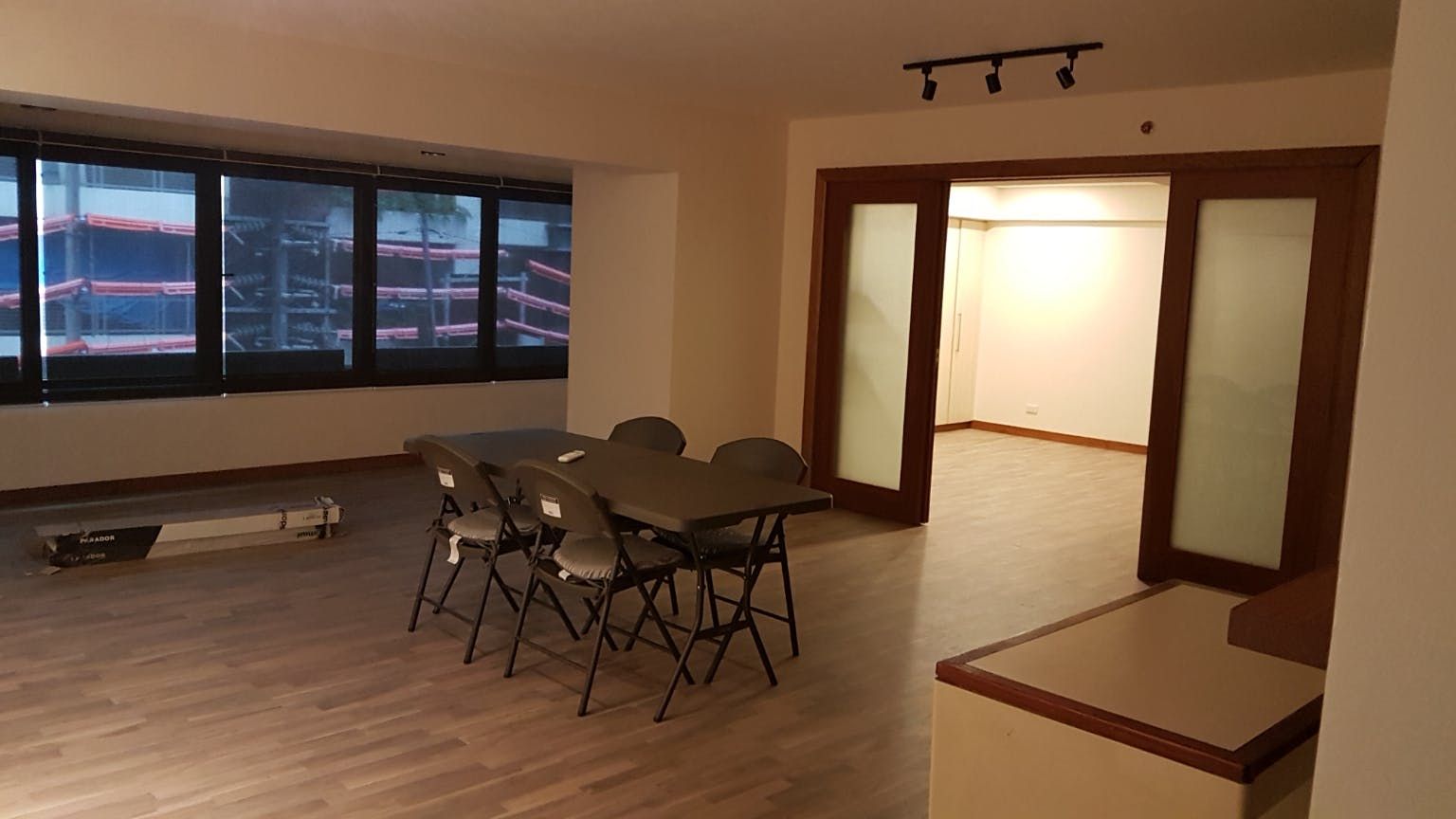 "2BR Condo for Rent in Torre De Salcedo, Legazpi Village, Makati"04