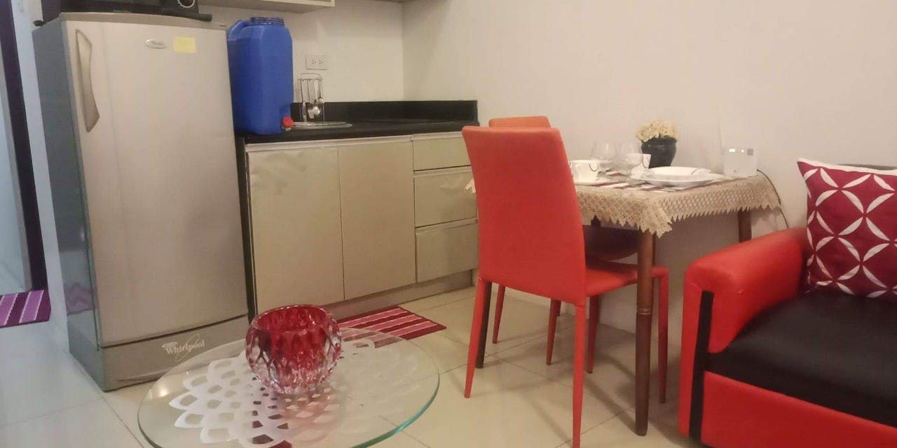 "Studio Condo for Rent in The Beacon, Legazpi Village, Makati"06