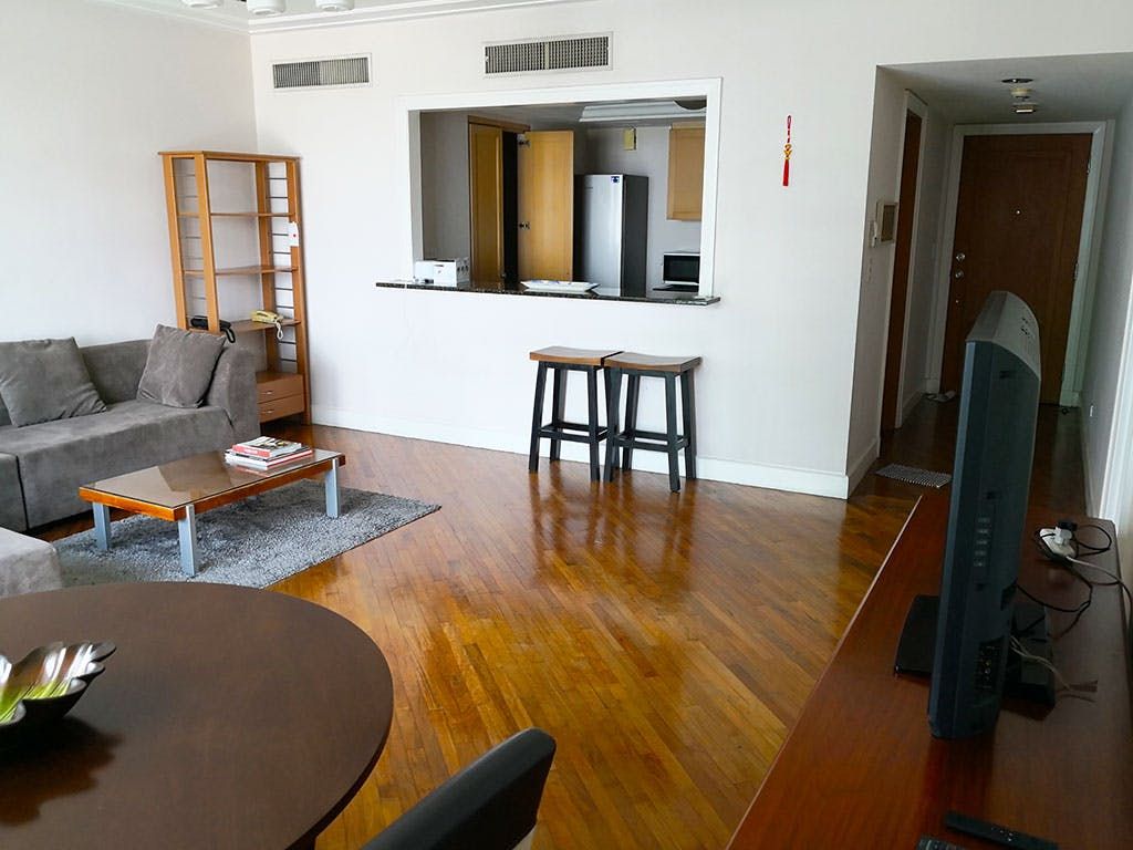 "1BR Condo for Rent in Amorsolo West, Rockwell Center, Makati"06
