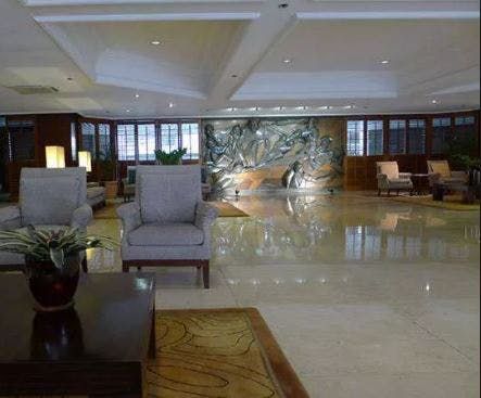 "3BR Condo for Rent in The Ritz Towers, Urdaneta, Makati"01