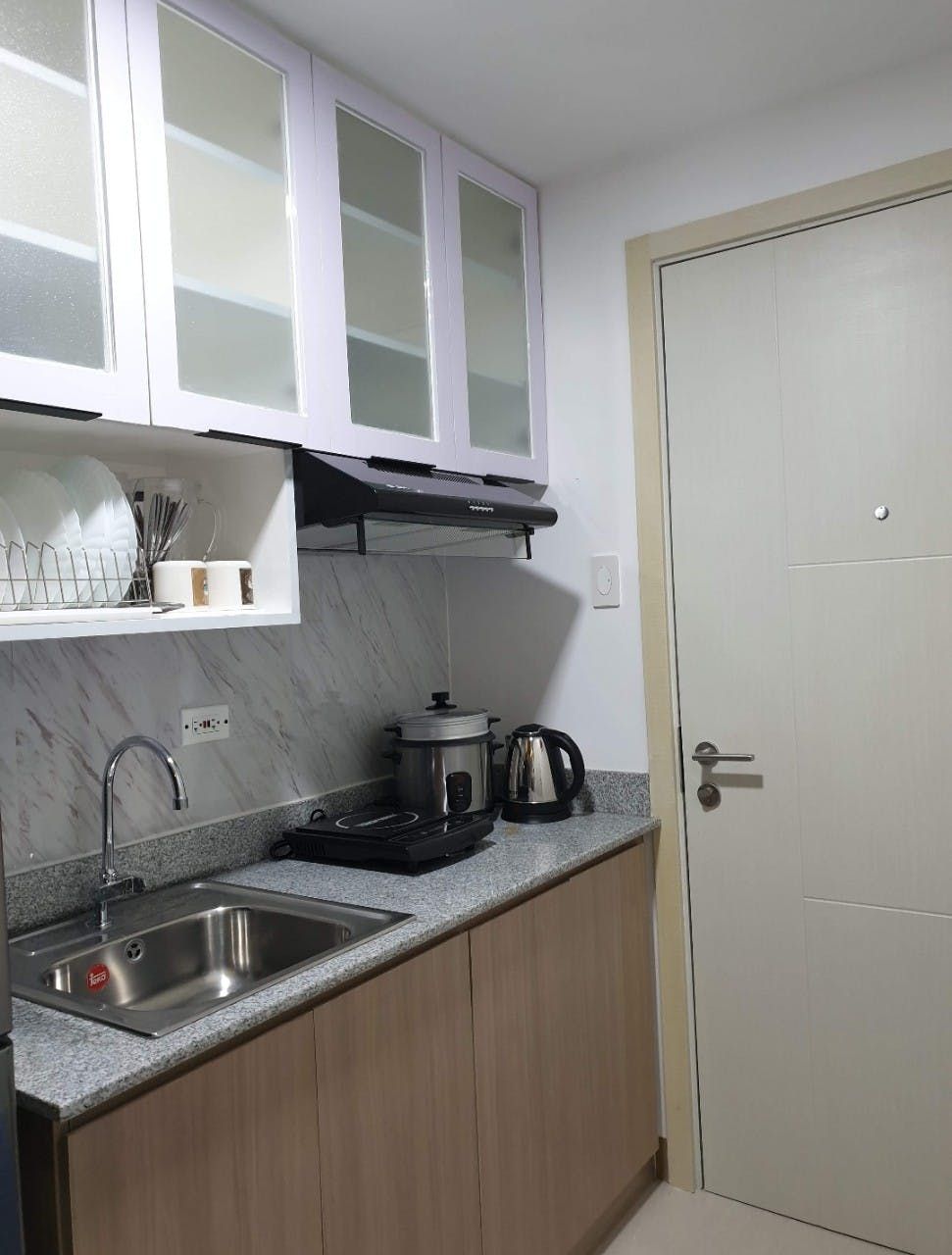 "1BR Condo for Rent in South Residences, Almanza Uno, Las Pi?as"04