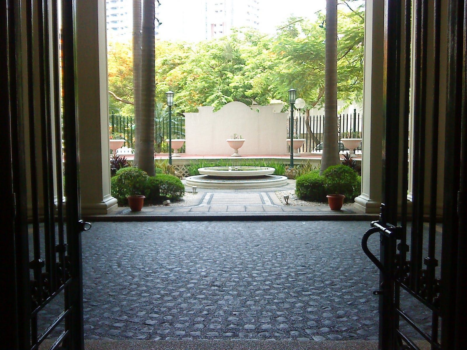 3BR Condo for Rent06