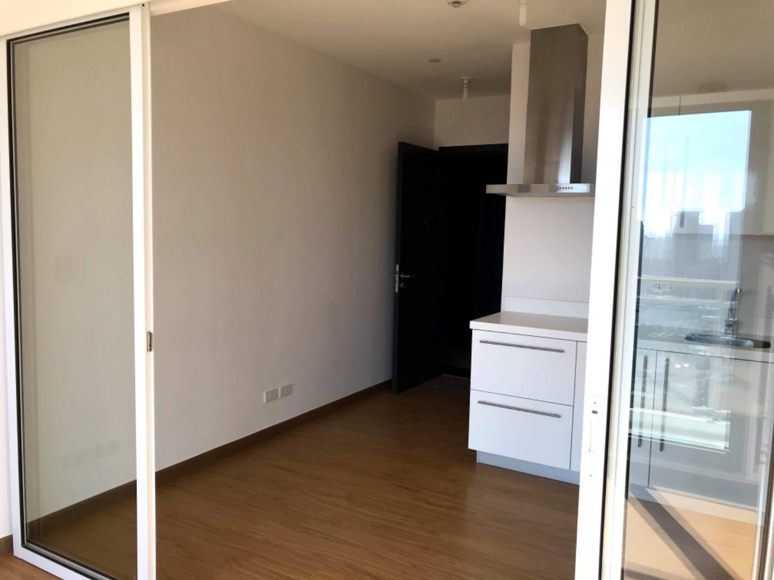 "1BR Condo for Rent in Acqua Private Residences, Hulo, Mandaluyong"06