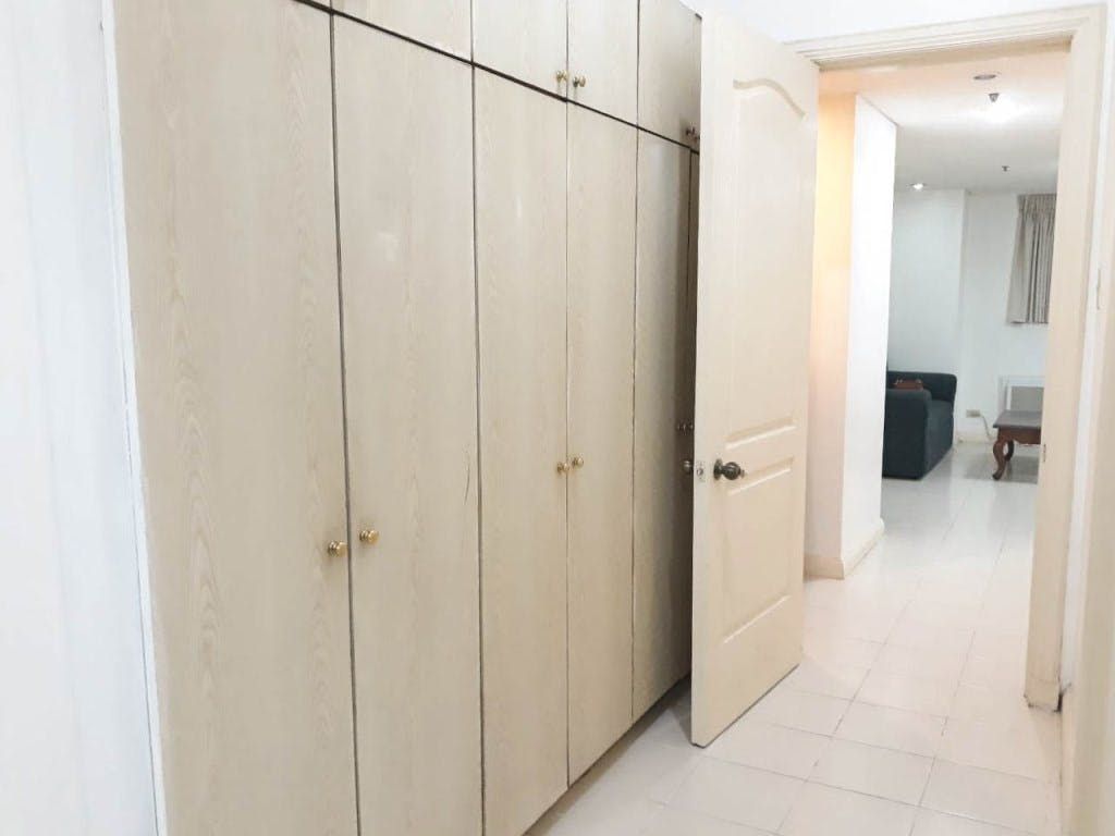 "1BR Condo for Rent in One Lafayette Square, Salcedo Village, Makati"06