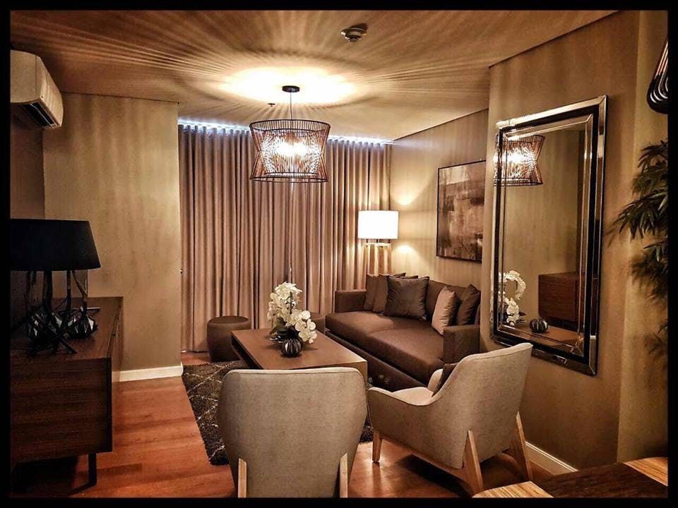 "1BR Condo for Rent in Park Terraces, San Lorenzo, Makati"06