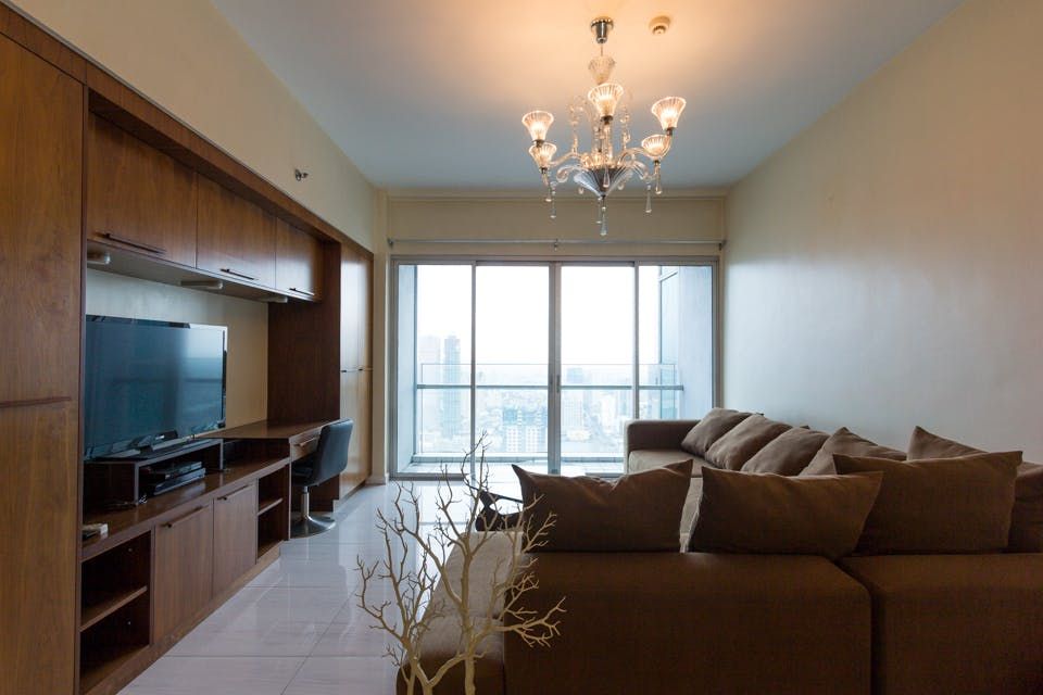"2BR Condo for Rent in The St. Francis Shangri-La Place, Ortigas Center"04