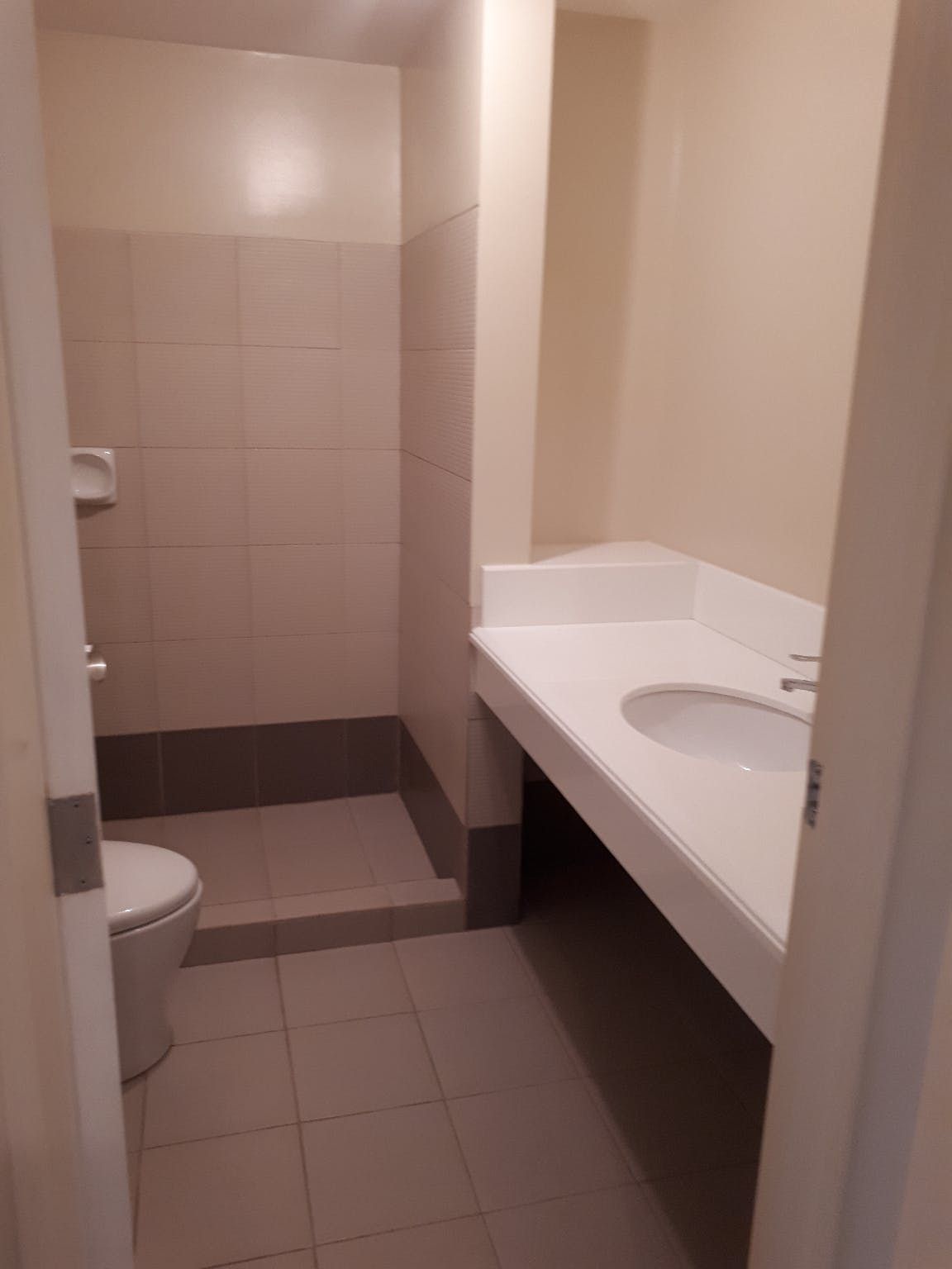"2BR Condo for Rent in One Castilla Place, Valencia, Quezon City"04