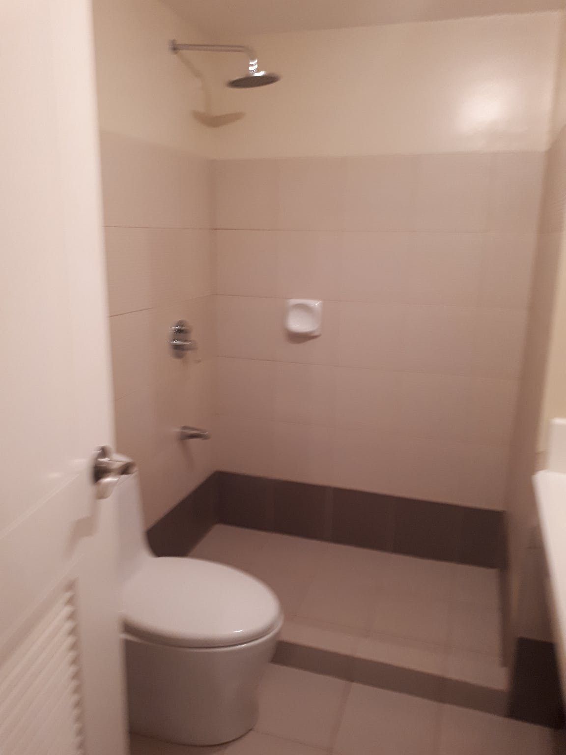 "2BR Condo for Rent in One Castilla Place, Valencia, Quezon City"06