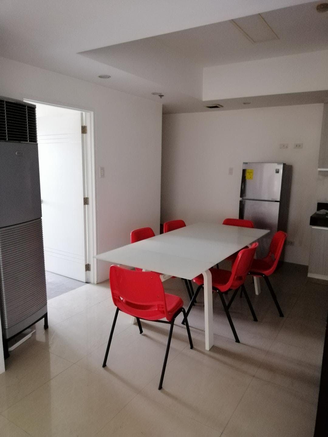"2BR Condo for Rent in Eisenhower Condominium, Greenhills, San Juan"06