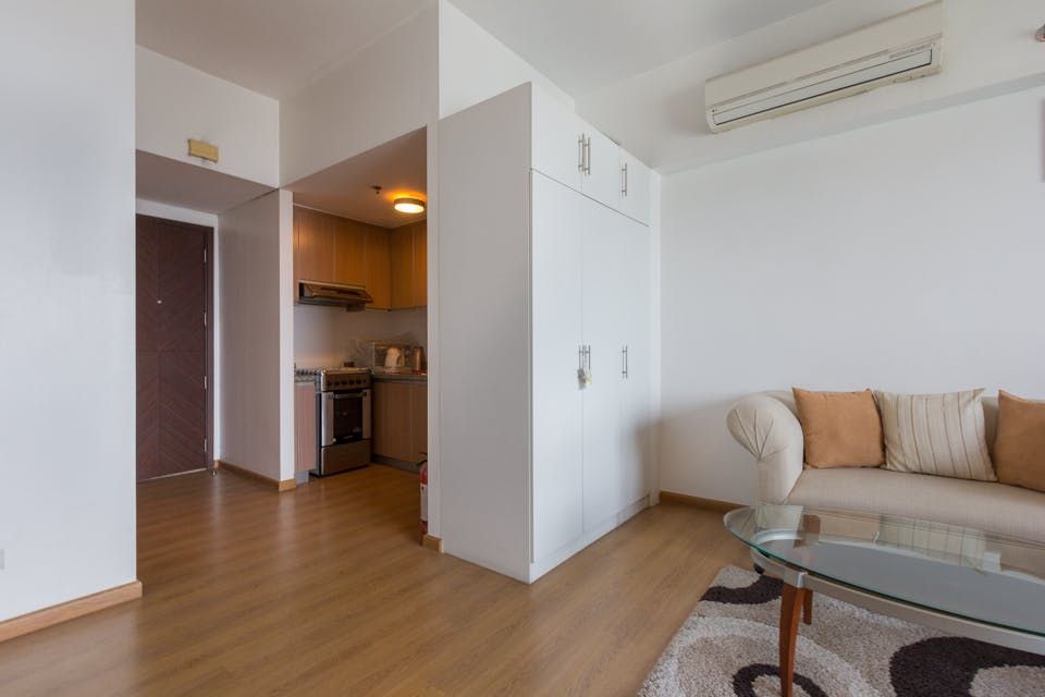 "Studio Condo for Rent in The St. Francis Shangri-La Place, Ortigas Cen"04