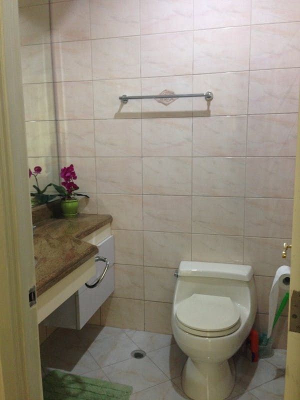 "2BR Condo for Rent in Fraser Place, Salcedo Village, Makati"06