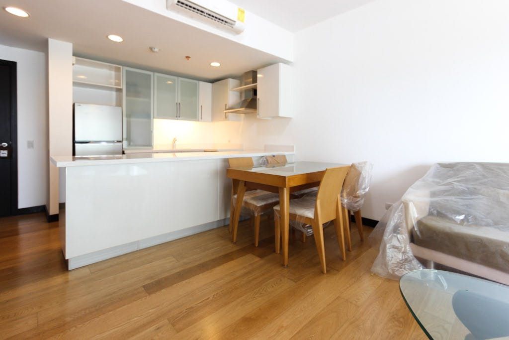 "1BR Condo for Rent in The Residences at Greenbelt, Legazpi Village, Ma"10