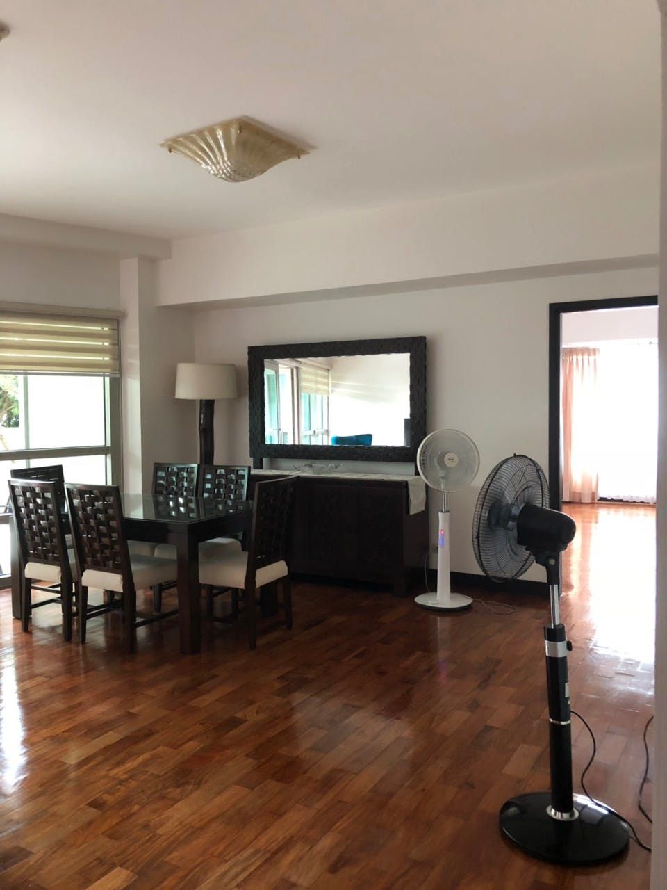 "3BR Condo for Rent in The Residences at Greenbelt, Legazpi Village, Ma"05