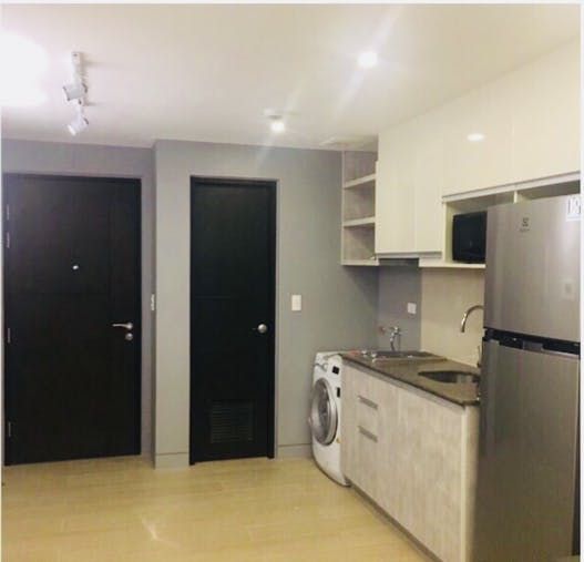 "Studio Condo for Rent in Paseo Heights, Salcedo Village, Makati"09