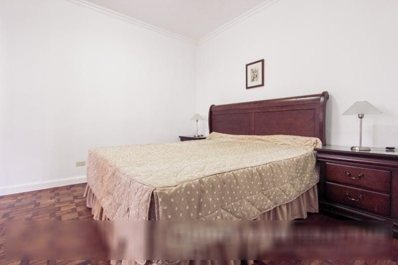 "1BR Condo for Rent in Island Plaza, Salcedo Village, Makati"08
