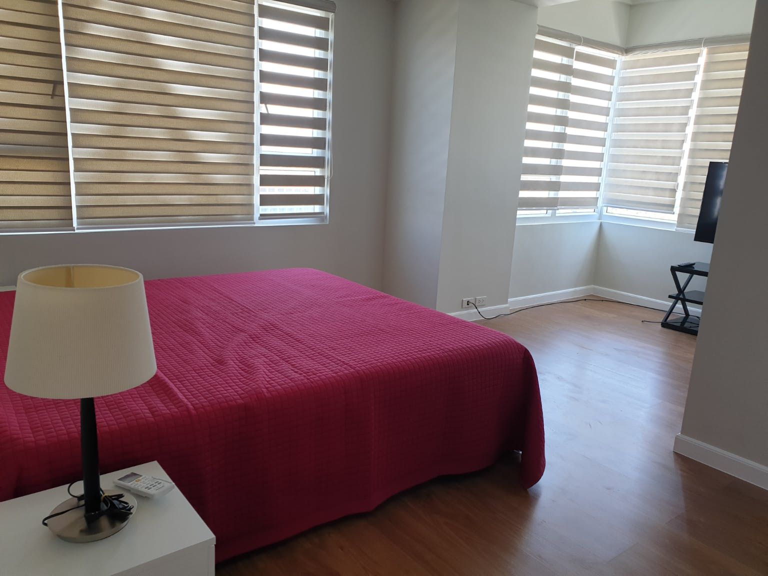 "3BR Condo for Rent in Sonria Condominium, Madrigal Business Park, Munt"10