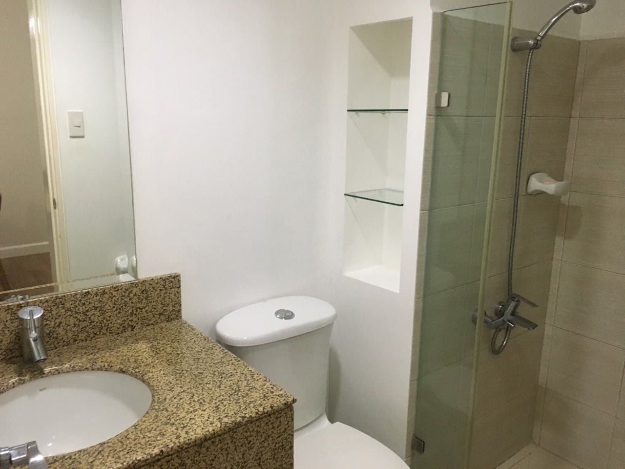 "1BR Condo for Rent in The Grand Midori Makati, Legazpi Village, Makati"09