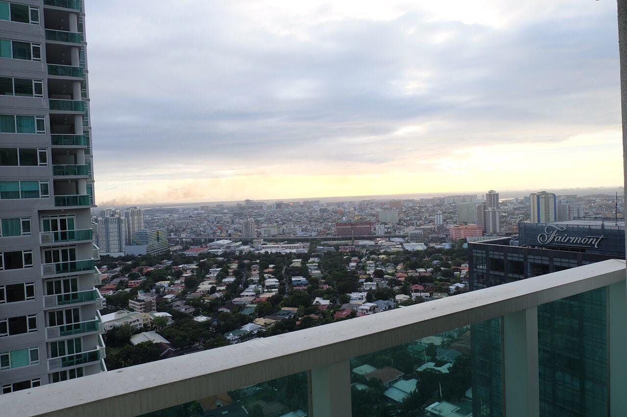 "2BR Condo for Rent in Park Terraces, San Lorenzo, Makati"06