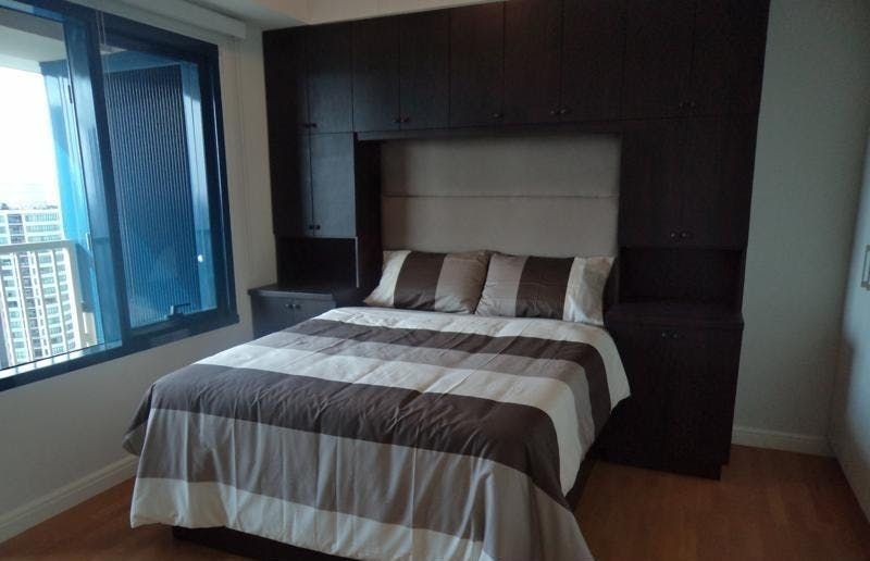 "1BR Condo for Rent in The Manansala, Rockwell Center, Makati"03