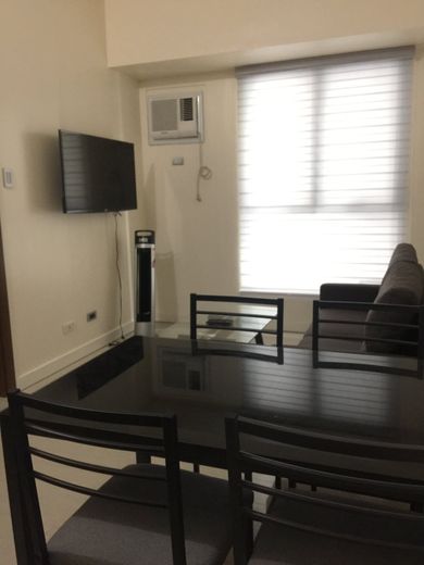 "1BR